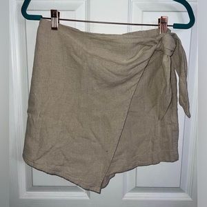 Linen Beige Skort, brand new- size 6